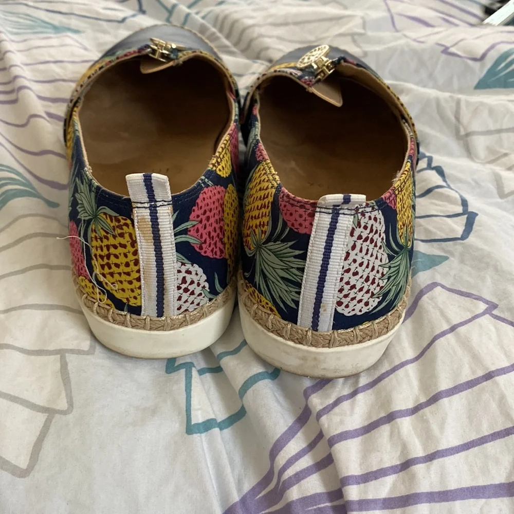Anne Klein iFlex Zetta Pineapple Print Espadrille Flat Zip Up Sneaker Size 9.5M